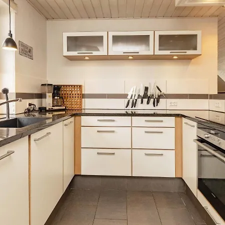 10 Person Holiday In Bl Vand Блаванн
