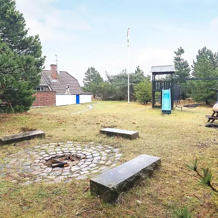 10 Person Holiday In Bl Vand